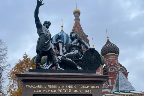 Безклассовое общество ― сборище исторических самоубийц